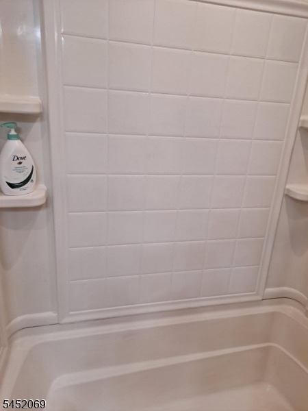 815 Seymour Ave - Photo 10