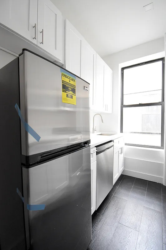 784 Columbus Avenue - Photo 8