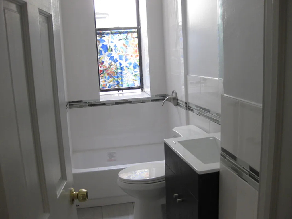784 Columbus Avenue - Photo 15