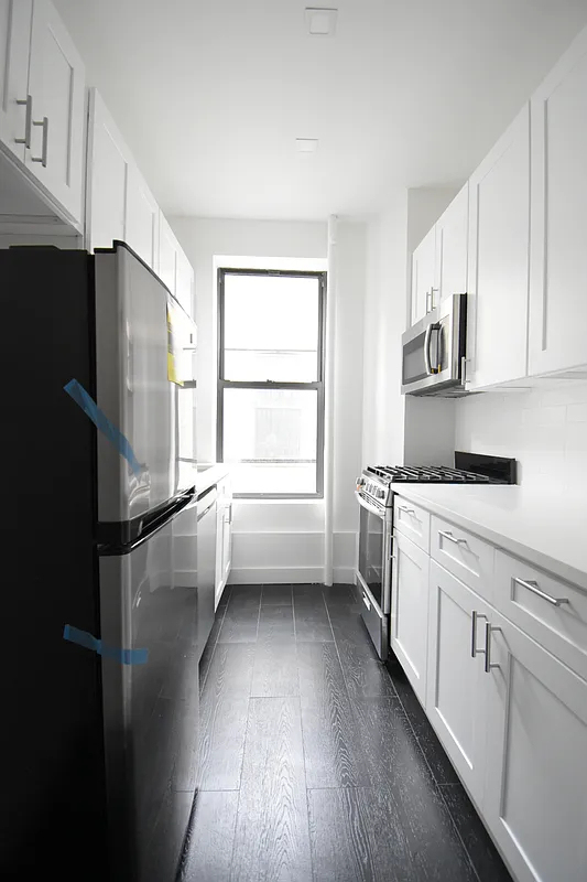 529 West 151st Street - Photo 8