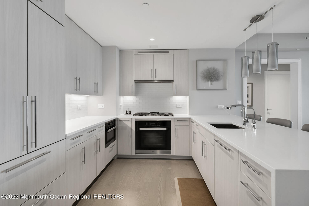 20 Melrose Terrace - Photo 2