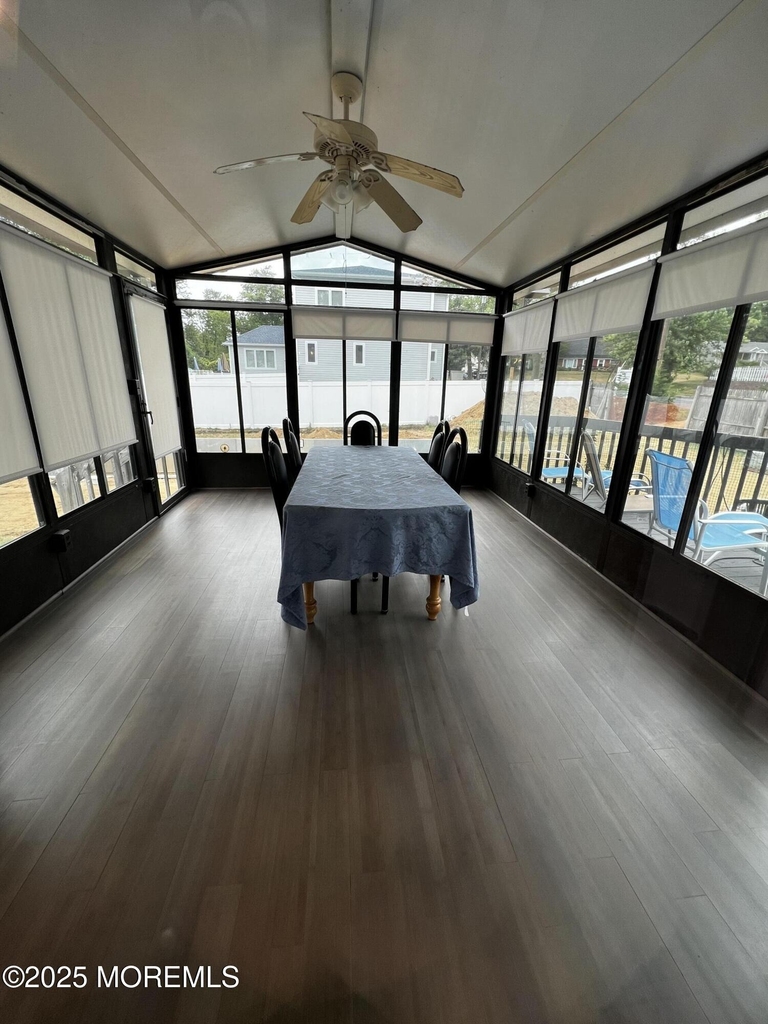 1000 Woodgate Avenue - Photo 3