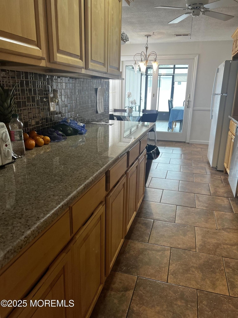 1000 Woodgate Avenue - Photo 5