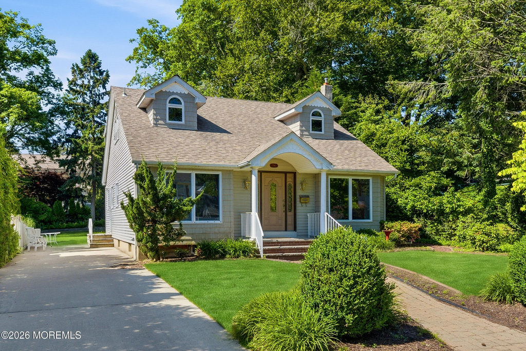 506 Woodland Road - Photo 1