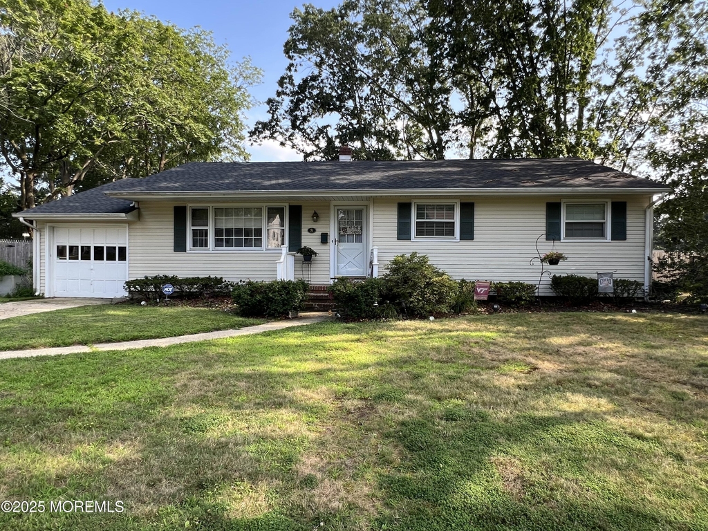 8 Corey Drive - Photo 0