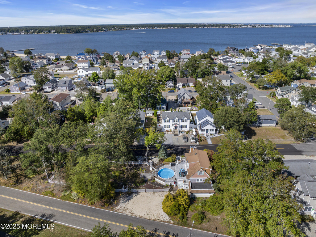 344 E Point Pleasant Avenue - Photo 26