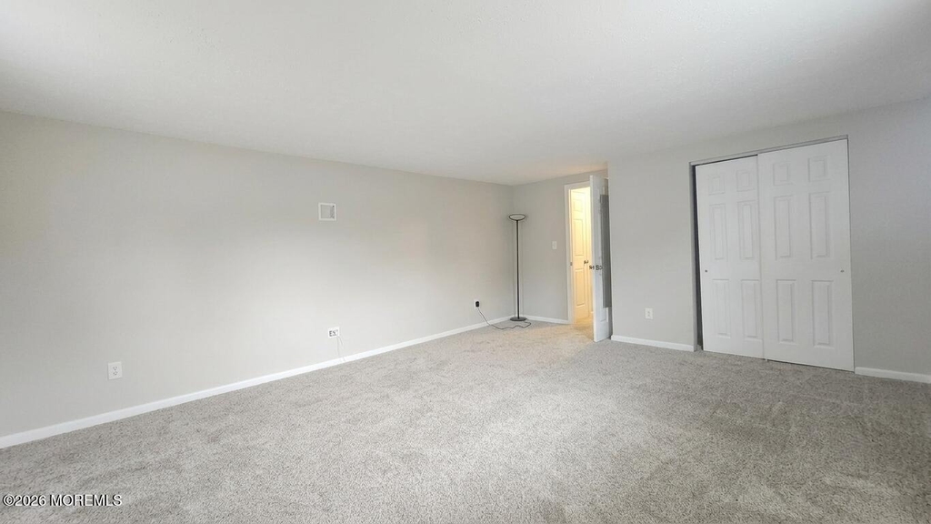 1032 Valley Stream Road - Photo 8