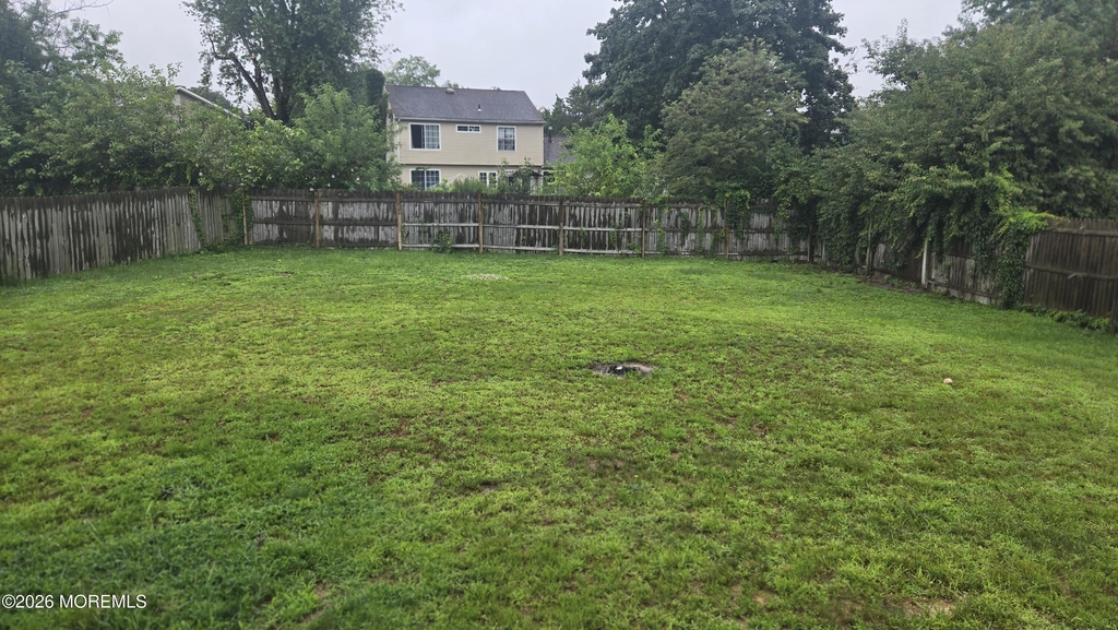 1032 Valley Stream Road - Photo 18