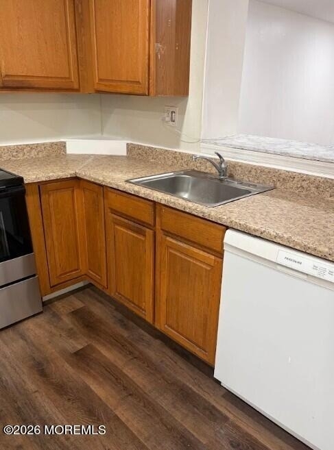 69 Vanderbilt Court - Photo 1