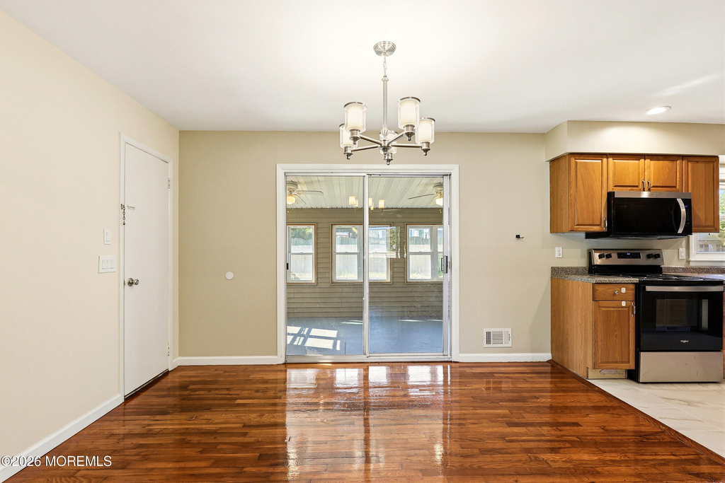 1200 Lawrence Avenue - Photo 9