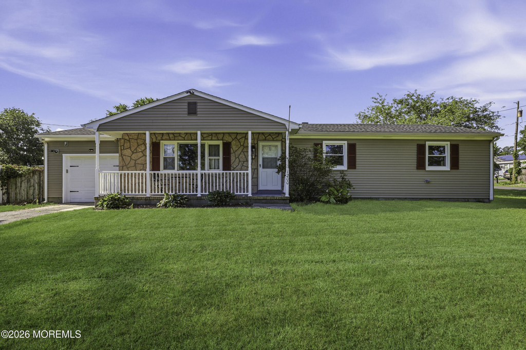 1200 Lawrence Avenue - Photo 2