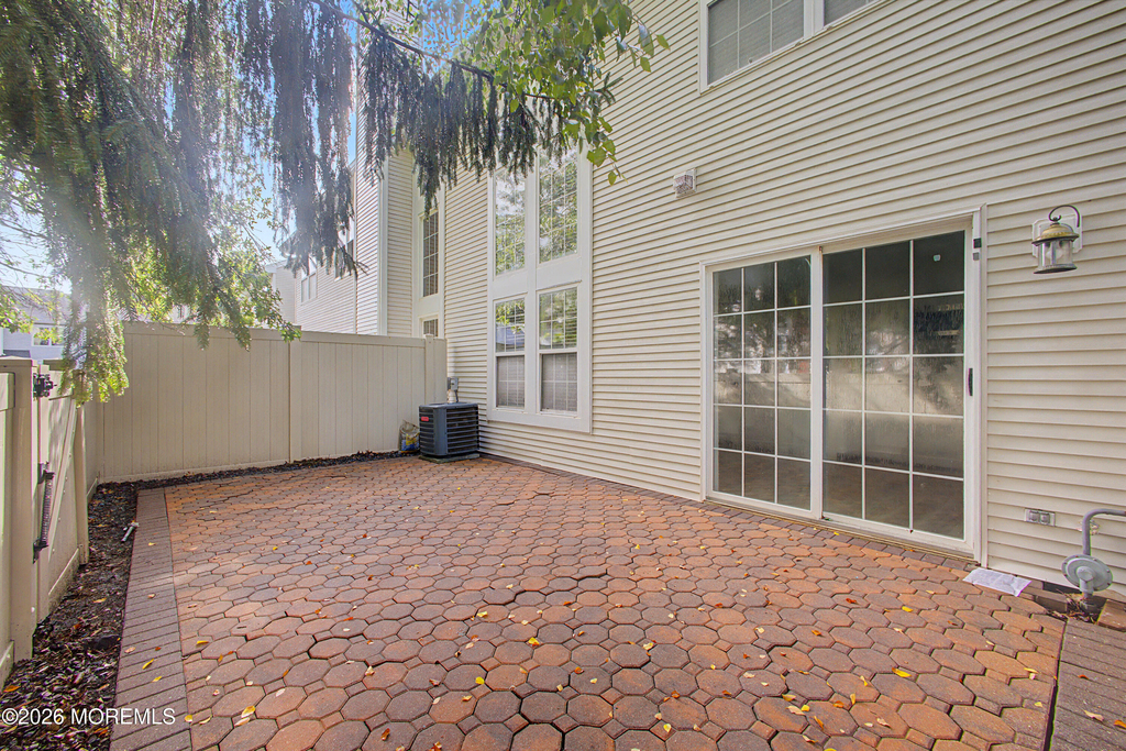 77 Picket Place - Photo 27
