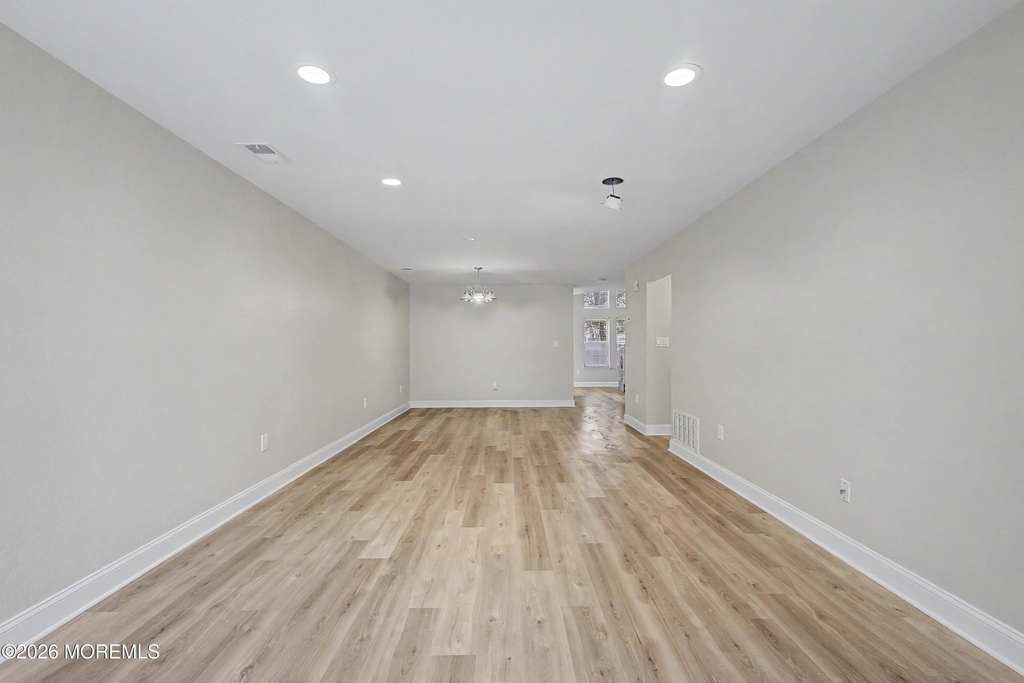77 Picket Place - Photo 3