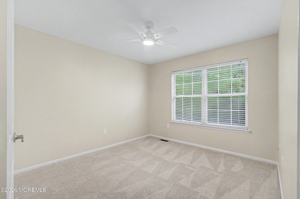 77 Picket Place - Photo 22