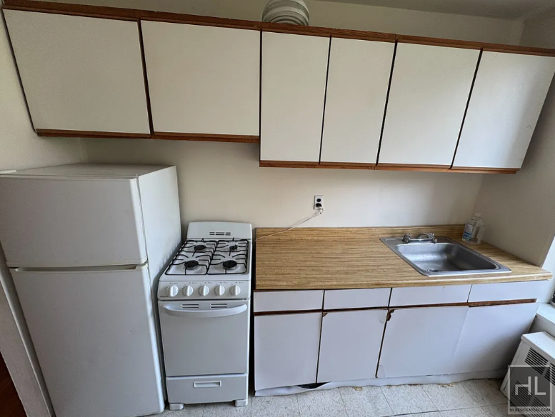 323a East 89 Street - Photo 1