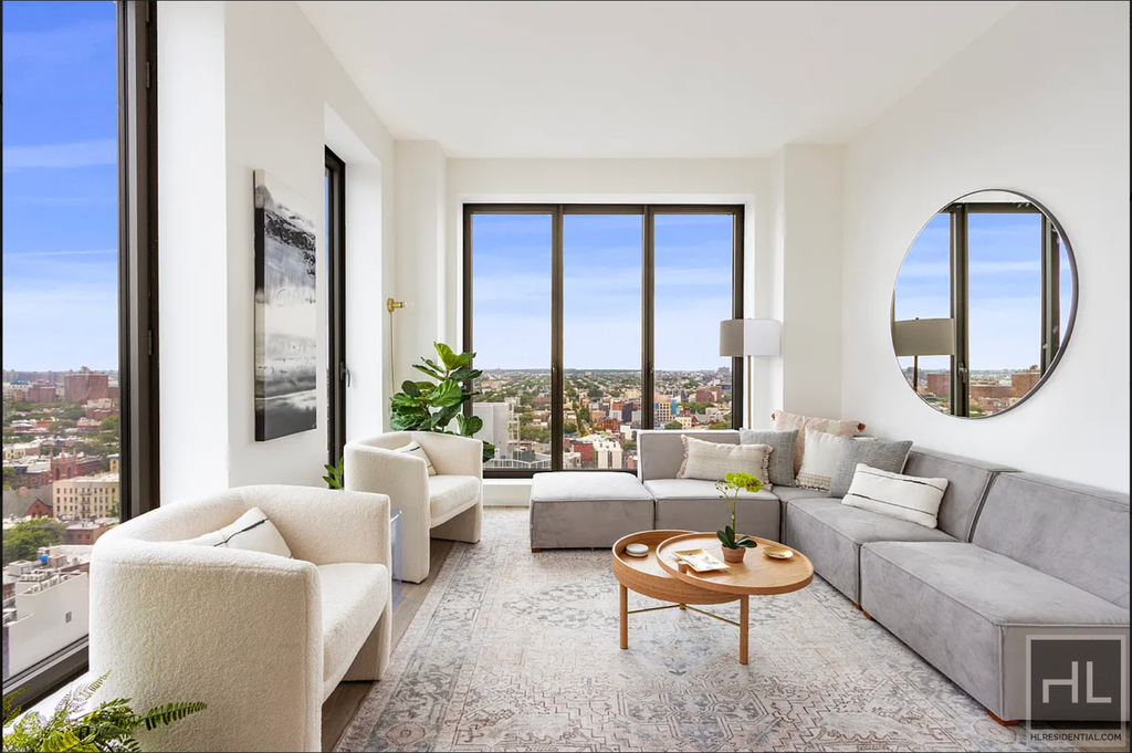 Vanderbilt Avenue - Photo 1