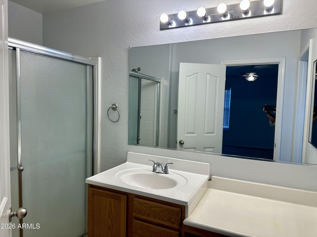 5809 E Hampton Avenue - Photo 14