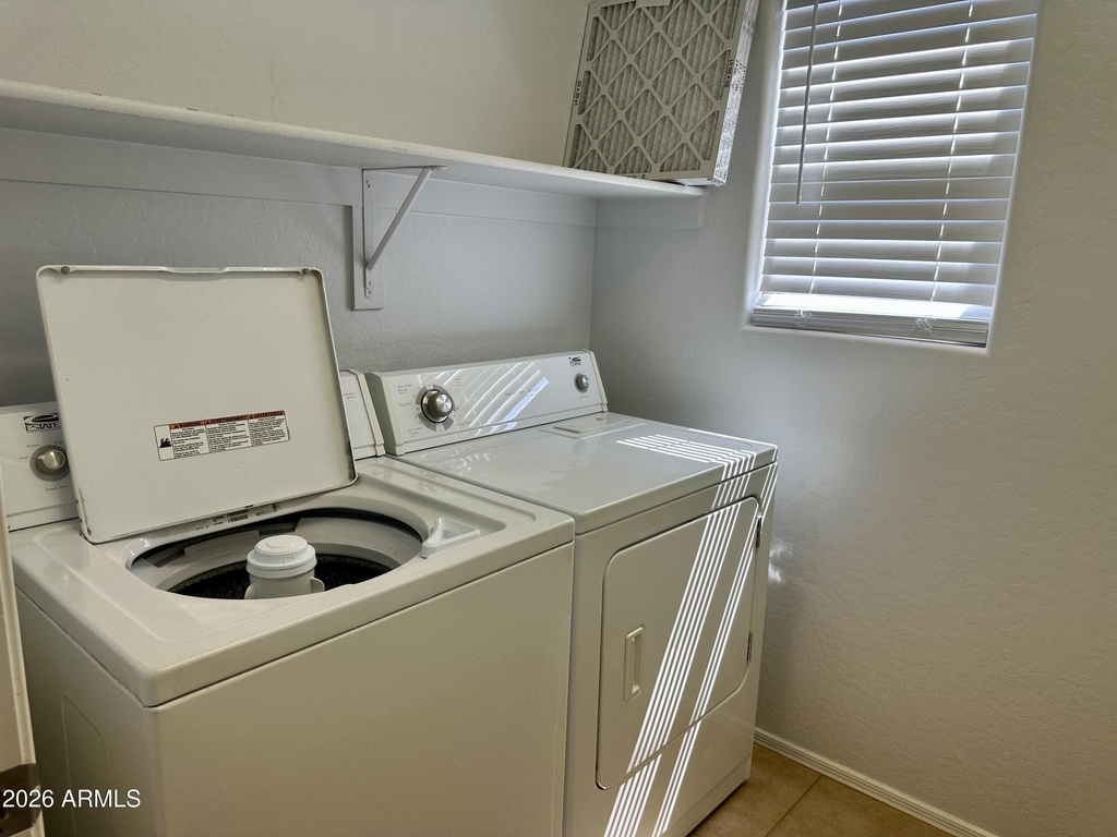 5809 E Hampton Avenue - Photo 17