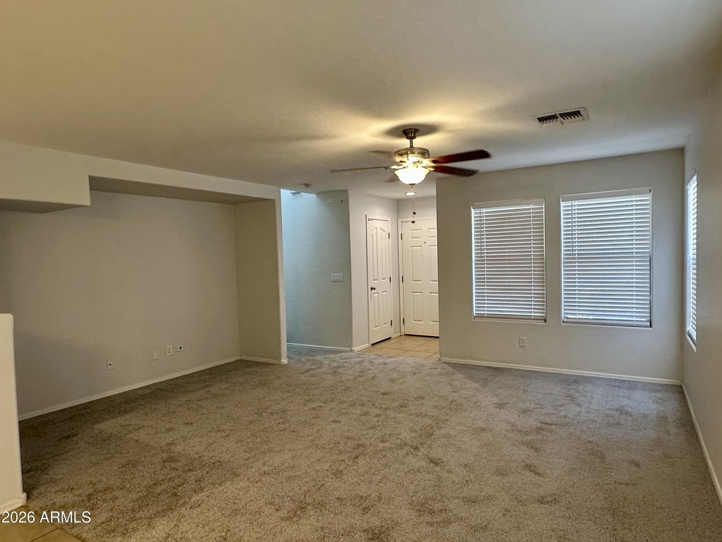 5809 E Hampton Avenue - Photo 7