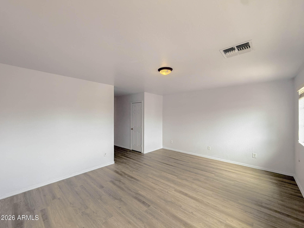 5216 W Albeniz Place - Photo 9