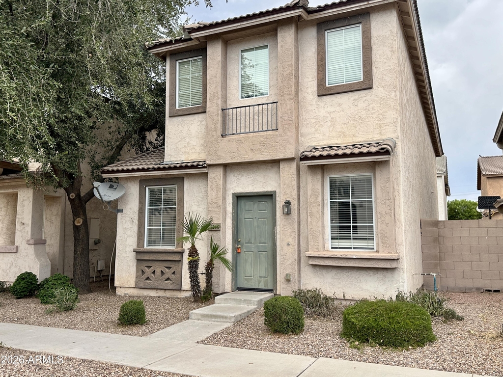 5216 W Albeniz Place - Photo 0