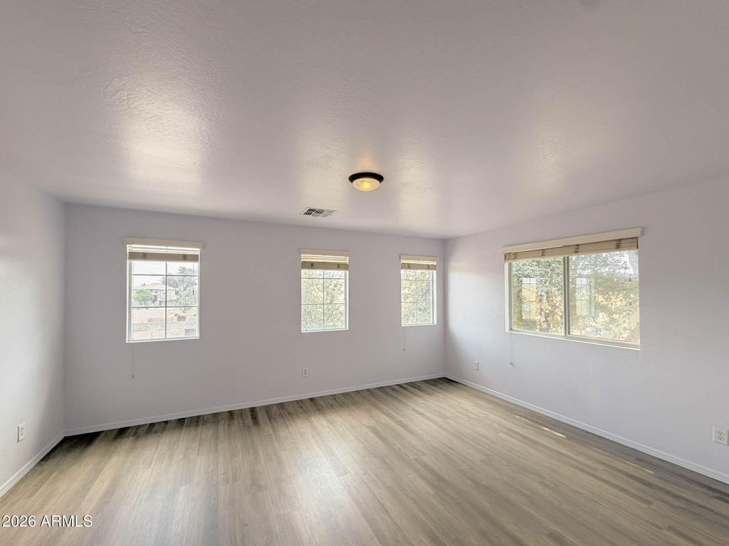 5216 W Albeniz Place - Photo 8