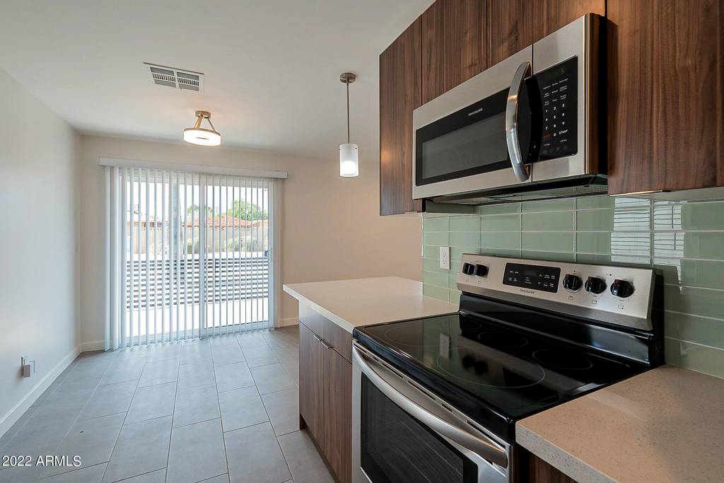 4639 N 12th Avenue - Photo 7
