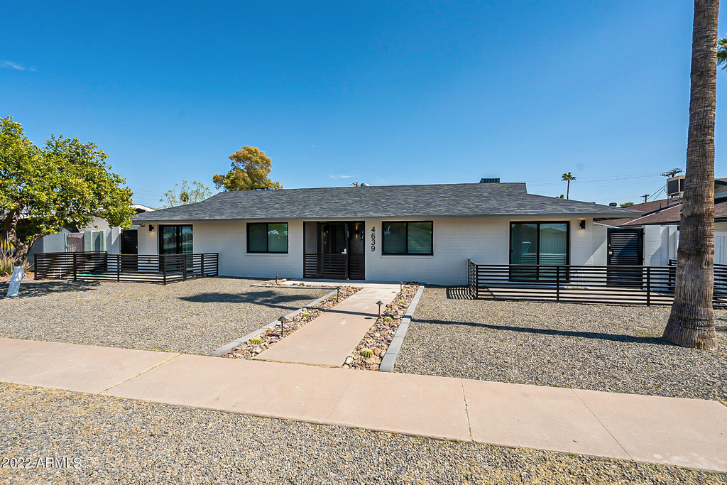 4639 N 12th Avenue - Photo 0