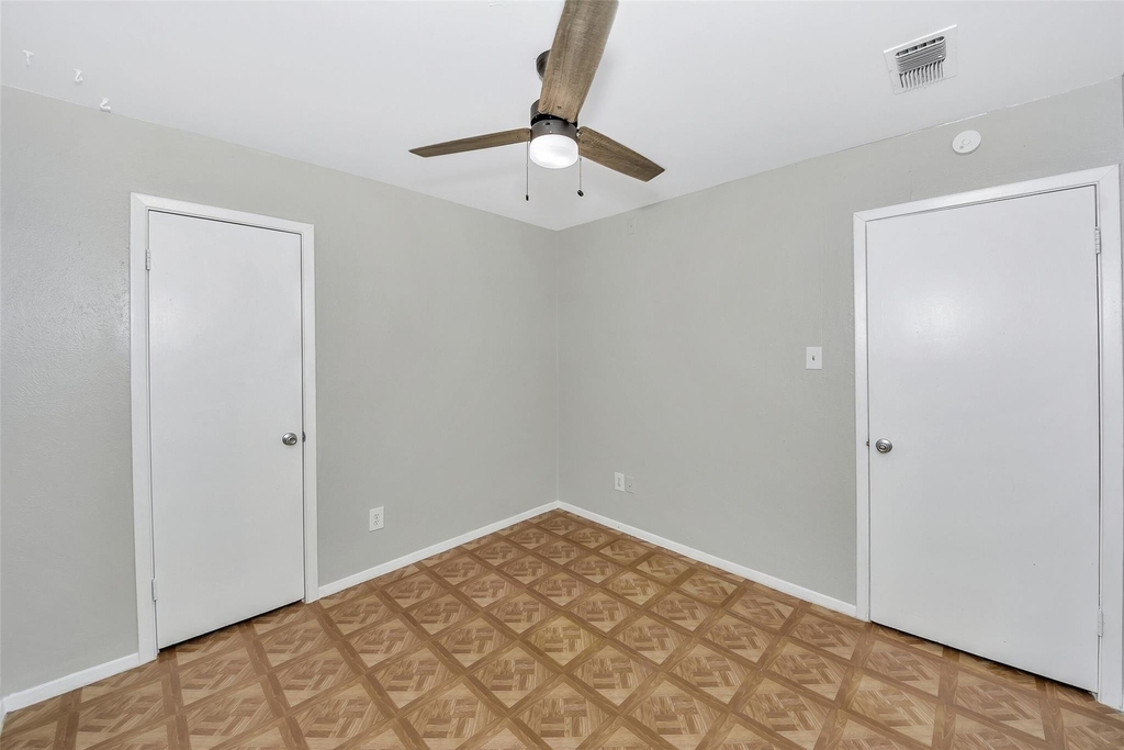 6800 Yorkston Street - Photo 21