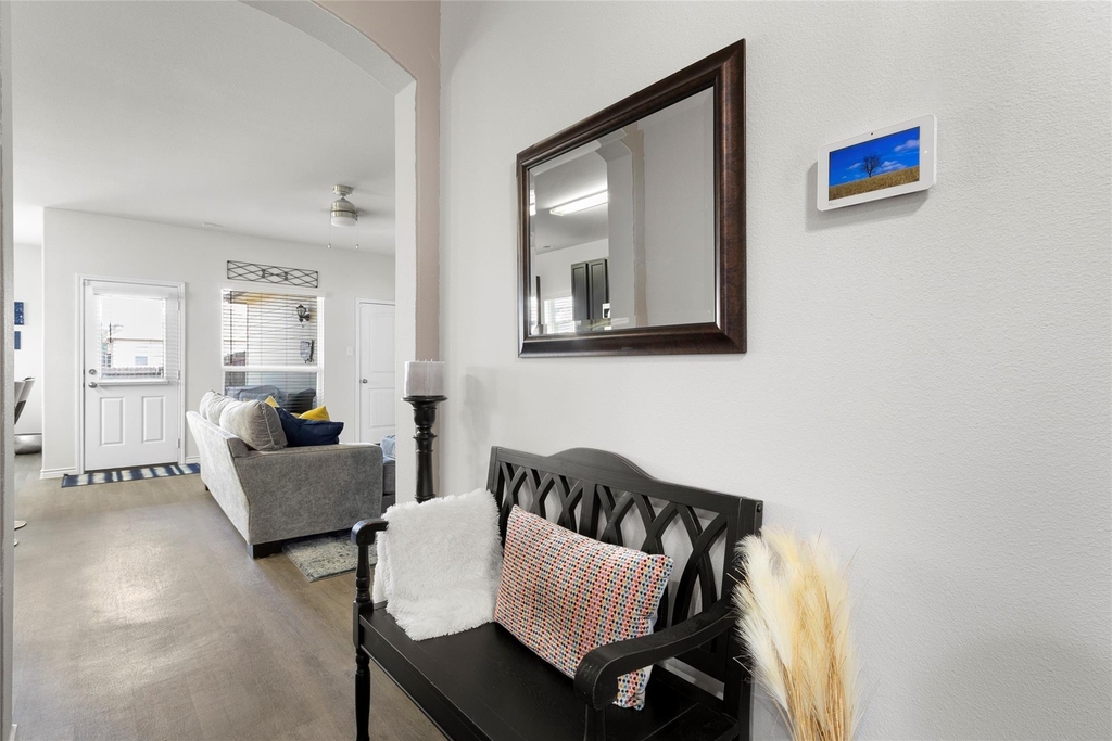 2057 Buttonwood Street - Photo 10