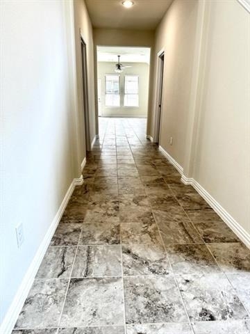 427 Alpha - Photo 20