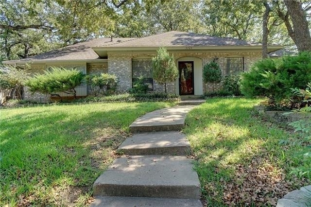 5705 Royal Club Drive - Photo 0