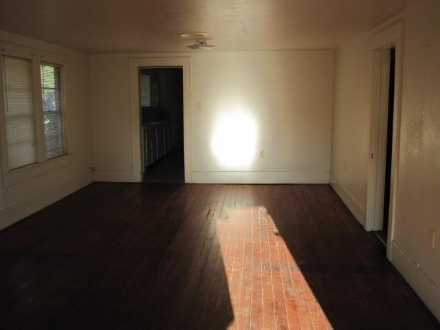 501 Ash Street - Photo 3