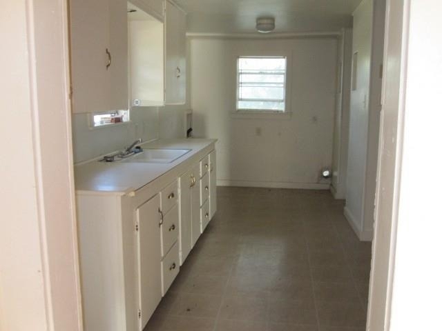 501 Ash Street - Photo 2