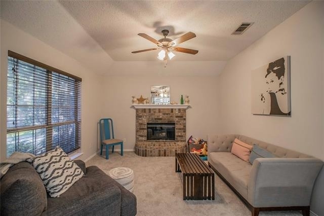 436 Hillside Drive - Photo 3