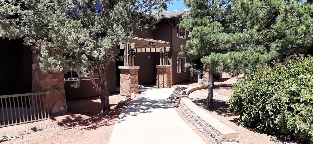 1426 Kestrel Circle - Photo 0