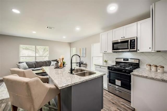 2617 Ryan Avenue - Photo 5