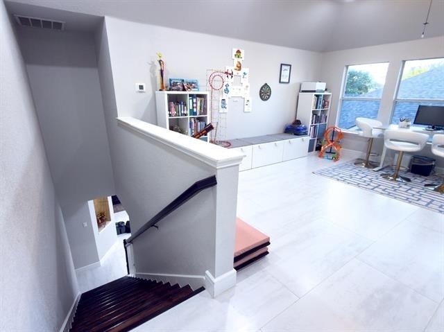 7906 Thorneywood Road - Photo 4