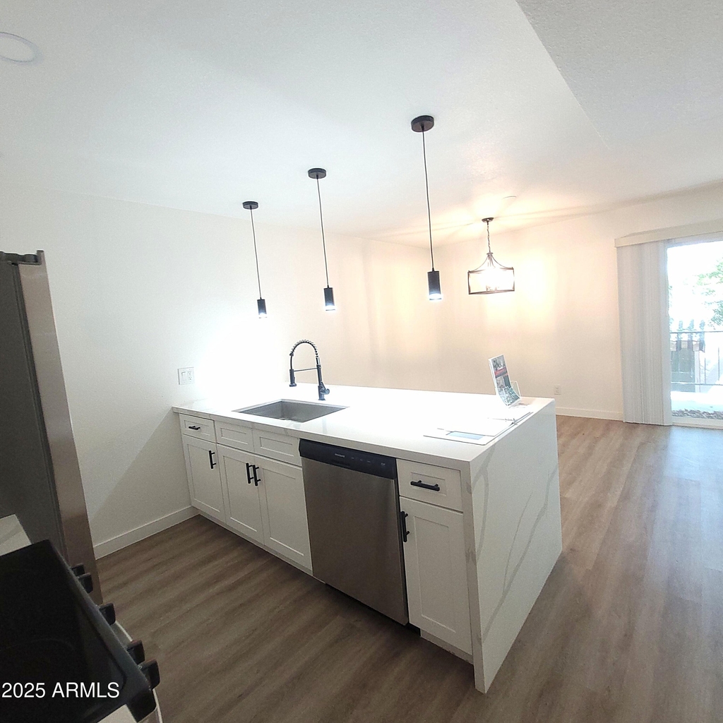 3416 N 44th Street - Photo 3