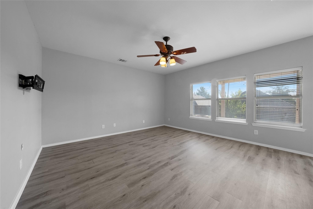 317 Sheridan Road - Photo 15