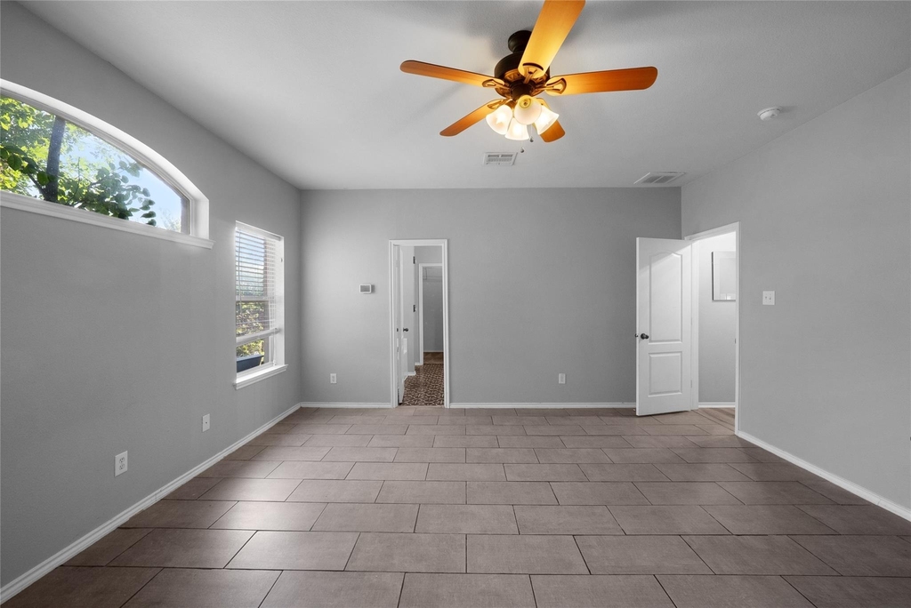 317 Sheridan Road - Photo 26
