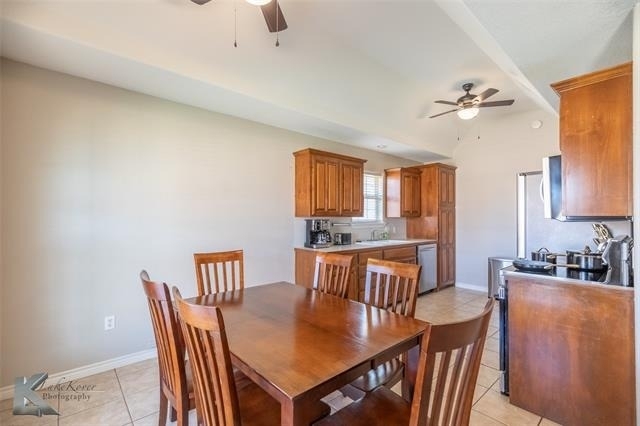 6670 Picadilly Street - Photo 8