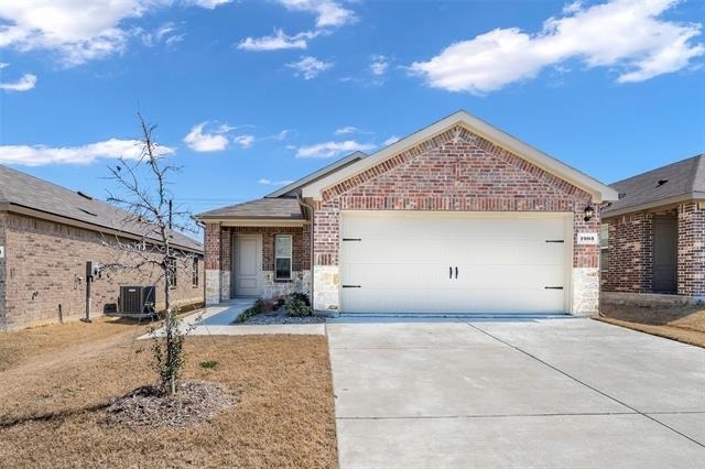 1903 Feeder Way - Photo 0