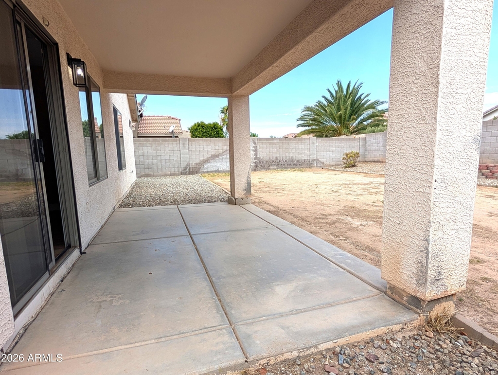 13216 W Mauna Loa Lane - Photo 19