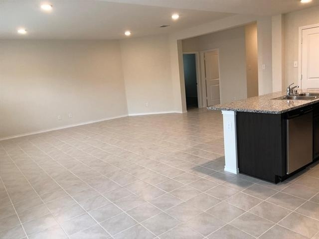 604 Rustic Meadows Trail - Photo 2