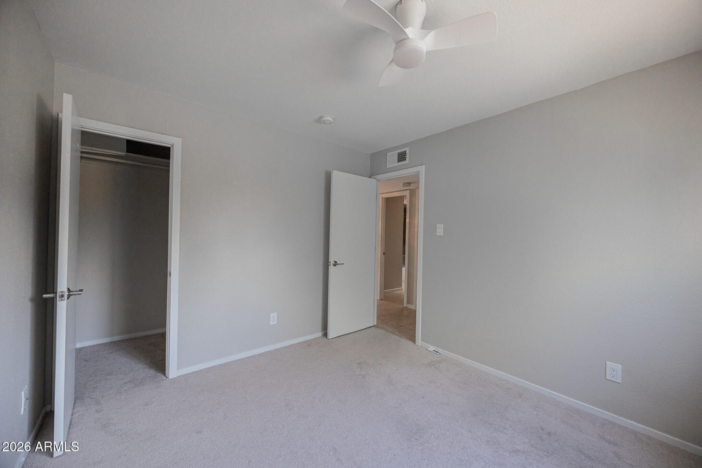 1218 E Carter Drive - Photo 12