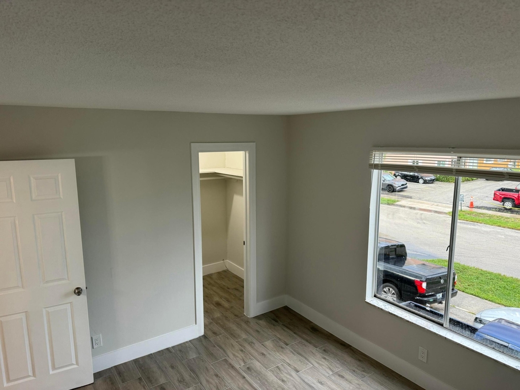 1500 Crescent Circle - Photo 9