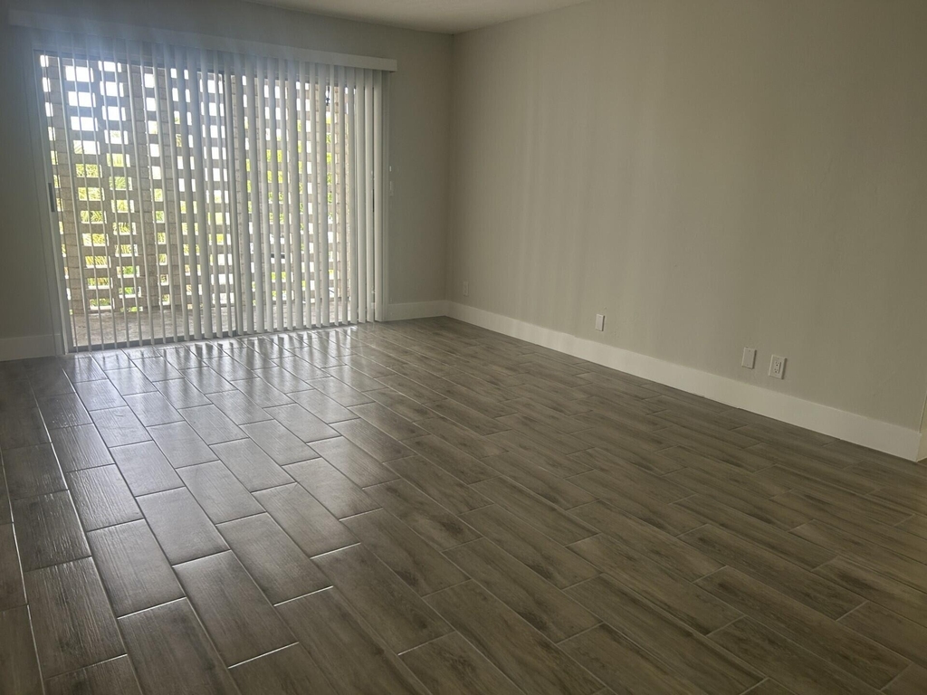 1500 Crescent Circle - Photo 4