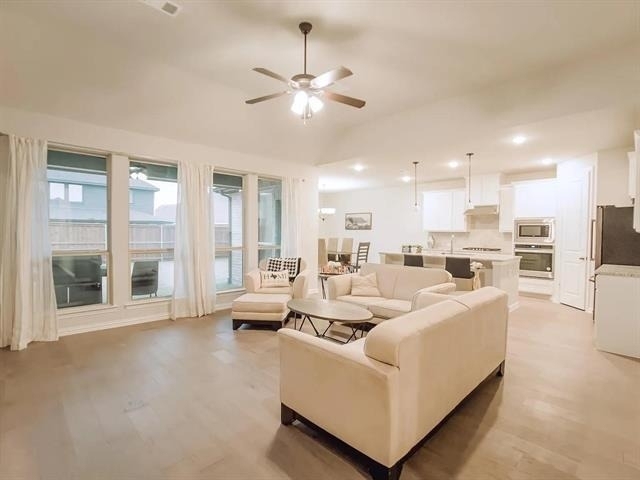 504 Antler Drive - Photo 4