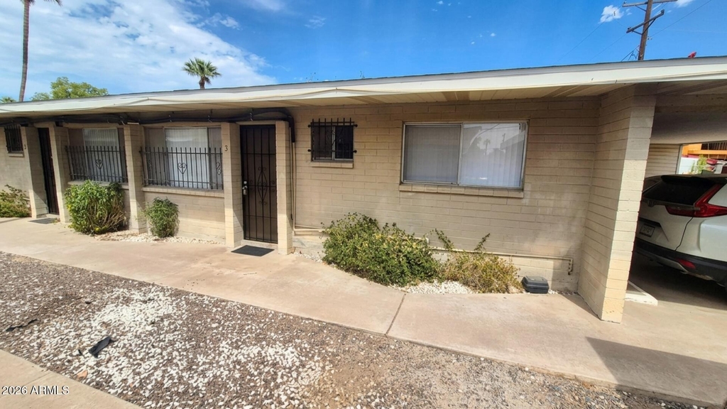 3133 E Glenrosa Avenue - Photo 0